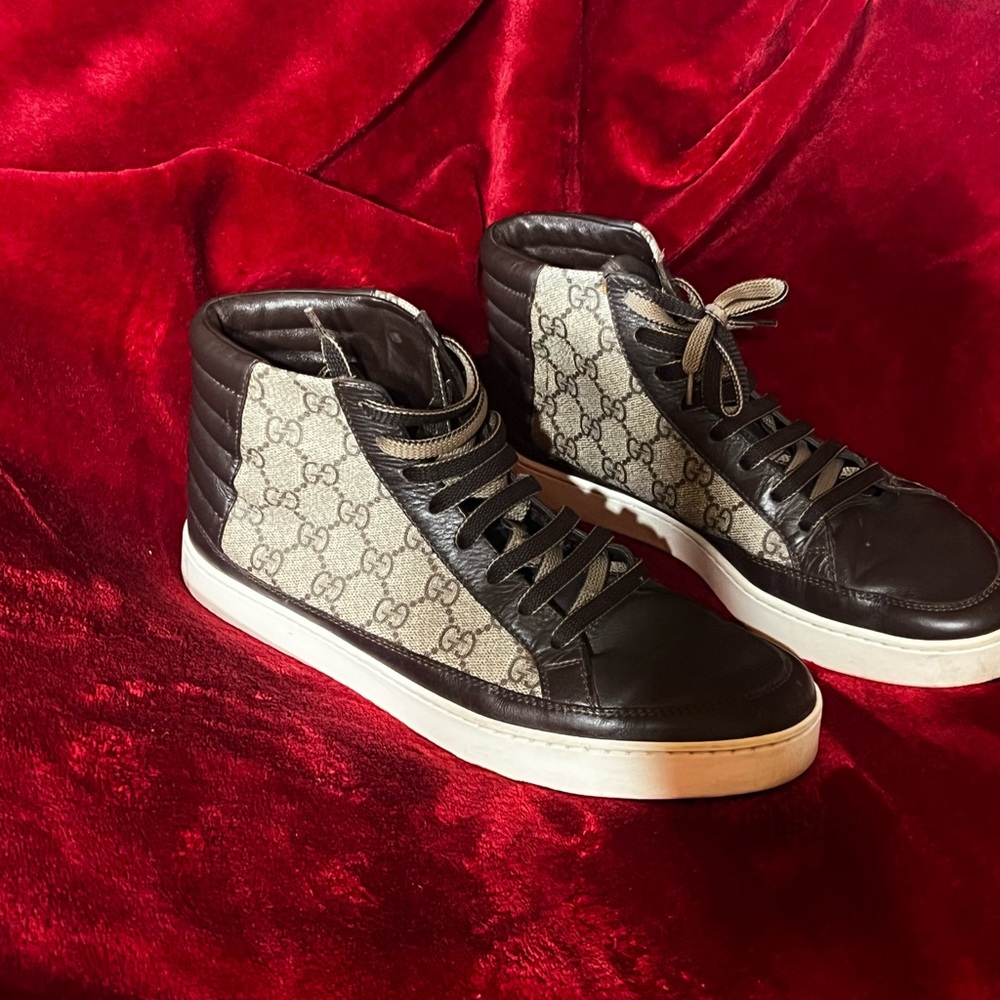 Gucci Black and Brown Monogram High-Tops - Picture 2 of 4